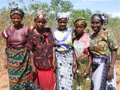 Chitenges - traditional dress.The chitenge is used in different forms ...