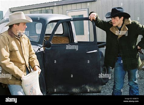 BROKEBACK MOUNTAIN USA 2005 Ang Lee The two Cowboys Jack Twist (JAKE ...