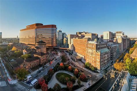 Penn’s new hospital belatedly recognizes pedestrian space is a public health issue | Inga Saffron