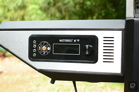 Masterbuilt Gravity Series 560 review: A versatile smart charcoal grill