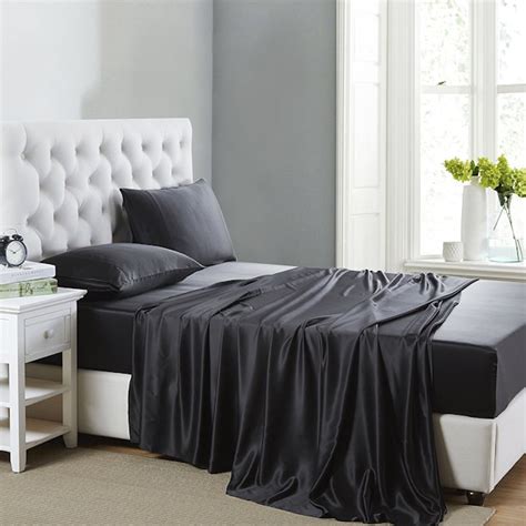 The 10 Best Silk Sheets