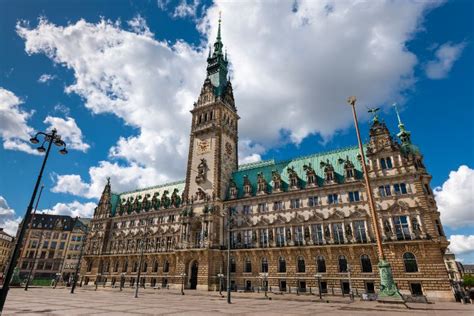 Hamburg City Hall - History and Facts | History Hit