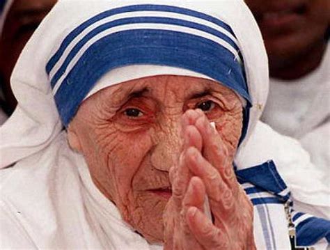 Mother Teresa (Saint Teresa of Calcutta) Biography - Life History, Facts, Death