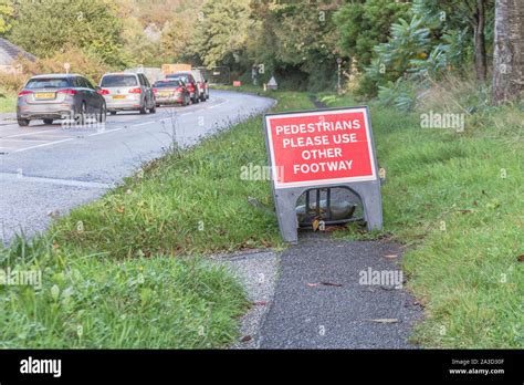 Path obstructed metaphor hi-res stock photography and images - Alamy