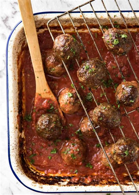 Oven Baked Italian Meatballs | RecipeTin Eats