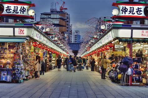 Nakamise-dori in Asakusa Japan Travel, Europe Travel, Travel Destinations, Japan Trip, Pont ...