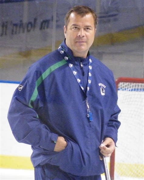 Alain Vigneault - Wikipedia