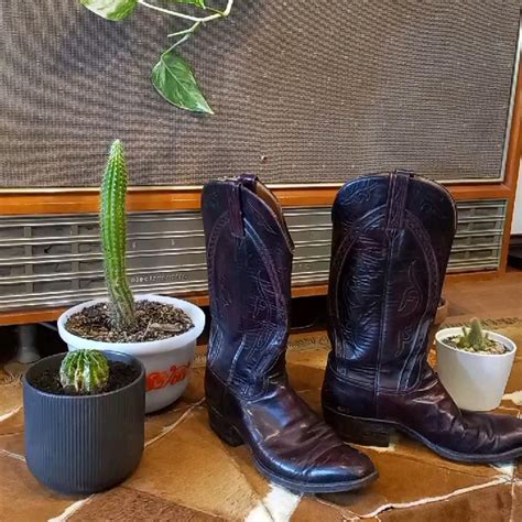 GENUINE VINTAGE LUCCHESE Cowboy boots! These boots... - Depop