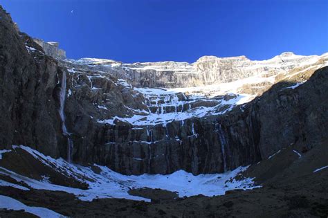 Cascade de Gavarnie (Hautes-Pyrenees, Midi-Pyrenees, France)