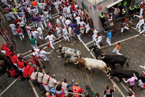 Running of the Bulls in Pamplona, 2014 - Photos - Running of the Bulls ...