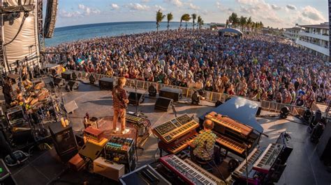 Phish Wraps Riviera Maya Mexico 2022: Setlist, Recap & Skinny - Night 4