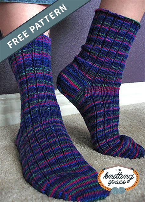 Basic Knitted Ribbed Sock [FREE Knitting Pattern] - Padrões de Tricô ...