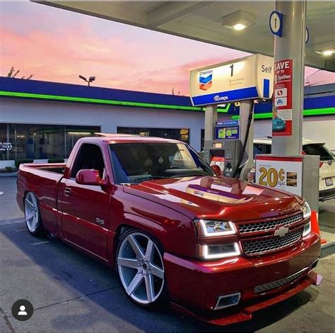 Pin by Marenth on Klassiche Chevy Auto | Dropped trucks, Chevrolet trucks silverado, Chevy ...