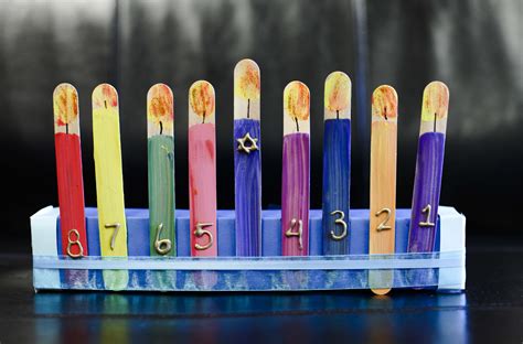 Menorah | Manualidades, Fiesta y Niños