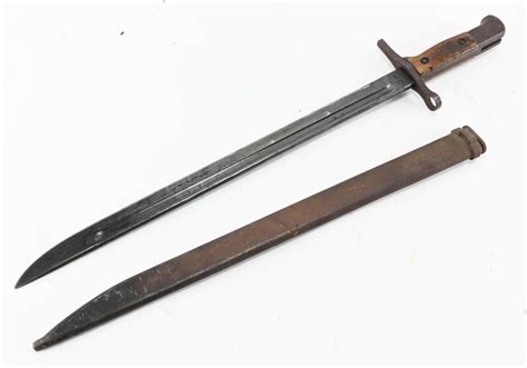 Lot - WWII Japanese Bayonet