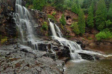 Waterfall Hero Hikes: Gooseberry Falls State Park