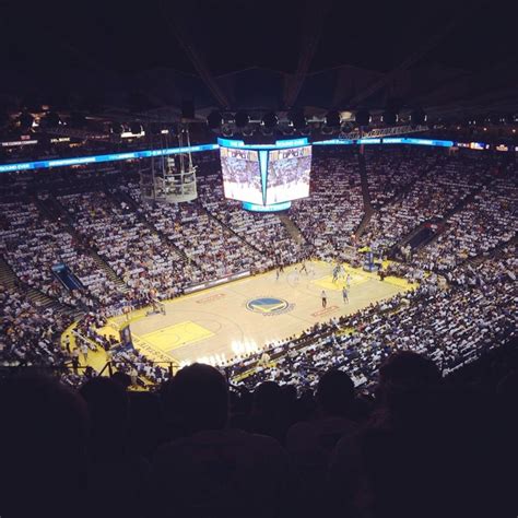 Oracle Arena Section 220 - Golden State Warriors - RateYourSeats.com