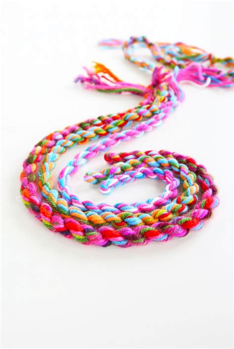 Yarn Craft Idea: How to Make Yarn Rope - Babble Dabble Do