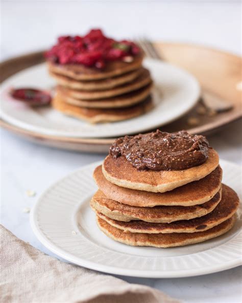 Vegan & Gluten-Free Oat Pancakes - The Greenquest