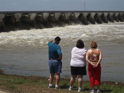 In Battle Against Mississippi River Flood, Corps Engineers Open ...