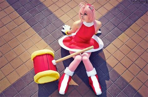 Sonic Boom Amy Cosplay - V Cosplayte