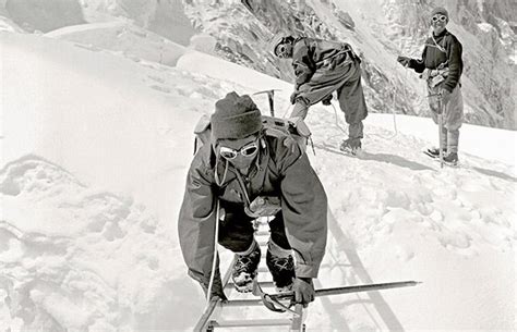 A photographer's dream: First Everest climb - Australian Geographic