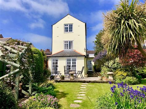 THE 10 BEST Isle of Wight Cottages, Holiday Cottages (with prices ...