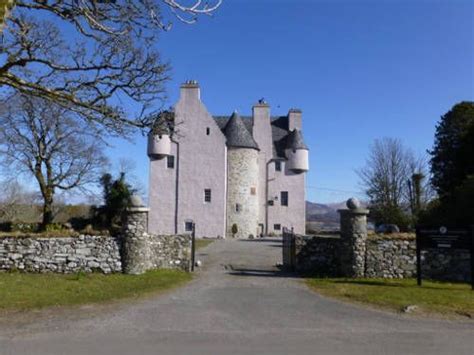 Barcaldine Castle - near Oban, Argyll, Scotland | Haunted Rooms ...