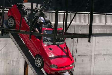 Top Gear Returns With Craziest Stunt: Freddie Flintoff Doing a Car Bungee Jump - autoevolution