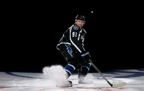 PHOTO: Tampa Bay Lightning Unveils New Black Third Jersey