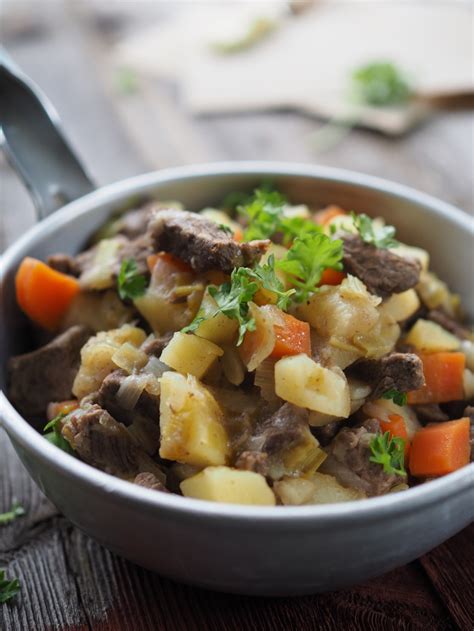 Beef and Vegetable Stew (Brun Lapskaus) - North Wild KitchenNorth Wild ...