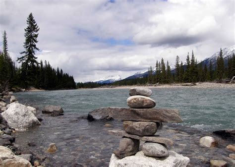 CANADIAN QUEST: Radium Hot Springs (Kootenay National Park)