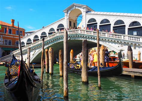 Grand Canal and Rialto Bridge in Venice jigsaw puzzle in Bridges ...