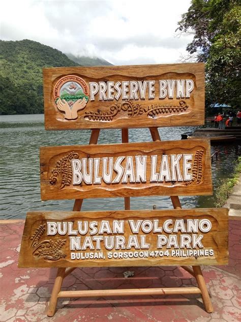 Bulusan lake editorial stock photo. Image of tour, nature - 157399838