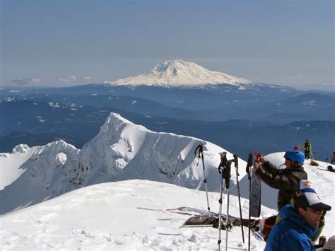 Corner: Mount St. Helens Hike (~8287 ft) | Hiking, St helens, Mount st helens