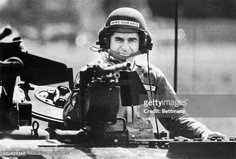 754 Michael Dukakis 1988 Photos & High Res Pictures - Getty Images