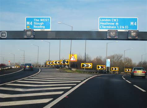 M25 Junction 15 © Oast House Archive :: Geograph Britain and Ireland