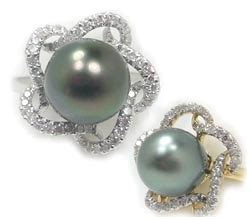 Tahitian Black Pearl Ring | Selection of Rings with Tahitian Black Pearls