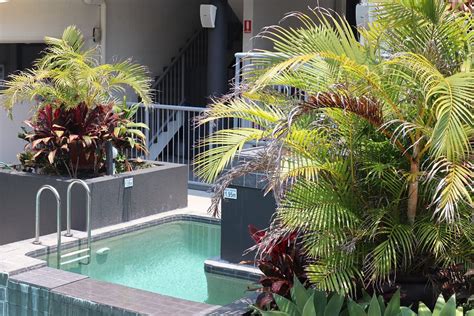 Coolum Beach Resort Pool: Pictures & Reviews - Tripadvisor