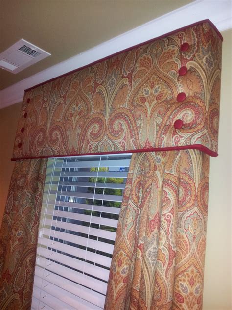 Diy cornice: Cornice & drapes w/same fabric. Cute buttons. | Custom window treatments, Diy ...