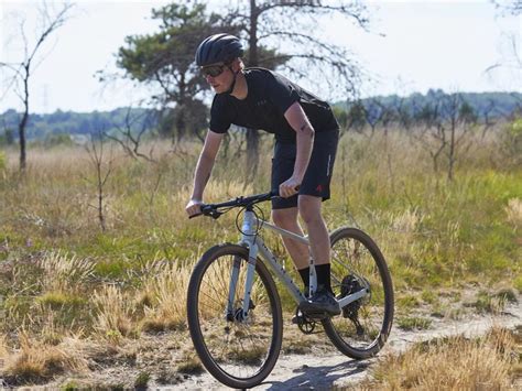 Is Flat Bar Gravel Bike Good? Is It Worth to Have One? - Rodalink