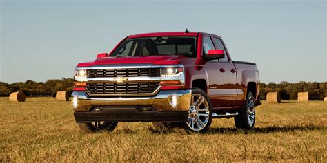 2019 Chevrolet Silverado 1500 LD Overview - The News Wheel