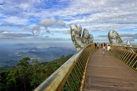 Vietnam Golden Bridge: In the hands of the gods (Video) - Web Top News