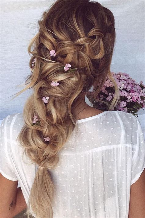 Wedding Hairstyles With Flowers 30+ Looks & Expert Tips | Braided ...