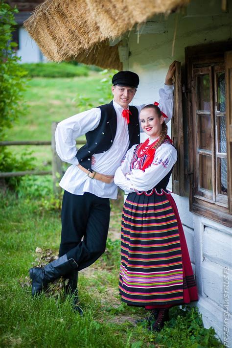 Pin by Nanusia Wolowski on Polish Folk & Historic Costumes | Folk ...