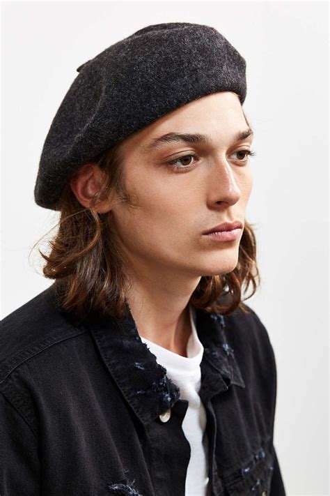 UO Classic Beret | Mens beret, Mens beret hat, Beret street style