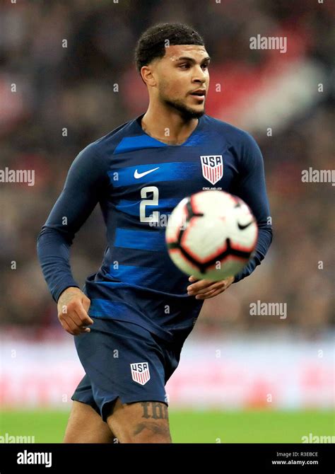 USA's DeAndre Yedlin Stock Photo - Alamy