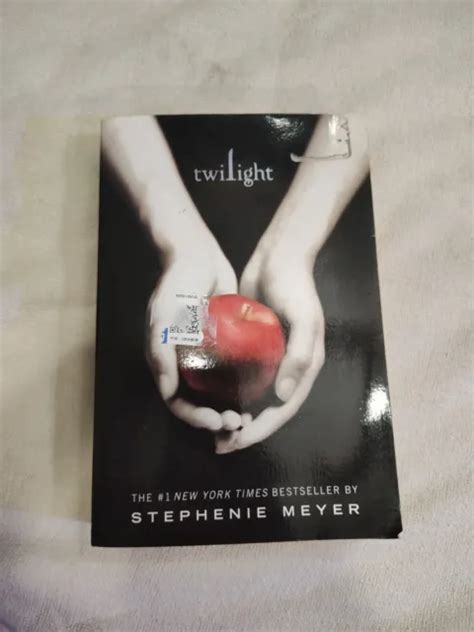 THE TWILIGHT SAGA Ser.: Twilight by Stephenie Meyer (2006, Trade ...