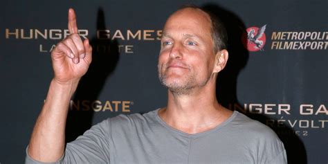 Woody Harrelson in his pyjamas? The Hunger Games star goes "smart ...