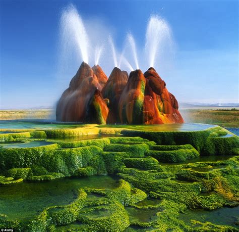 The Stunning Fly Geyser, Nevada | The BackPackers